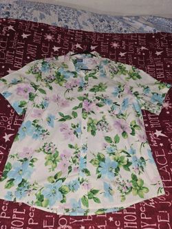 Old Navy floral button down shirt