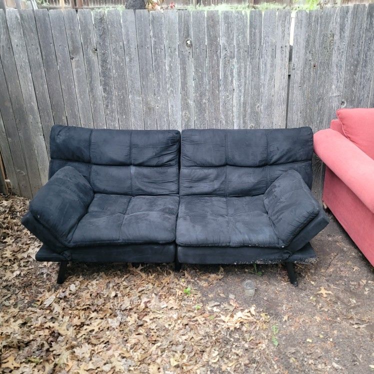 FREE Black Futon