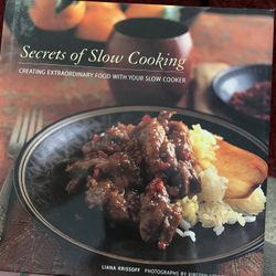 NEW Slow Cooker (crockpot) recipe book