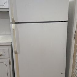 Kenmore White Refrigerator