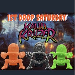 This Saturday morning in my shop I'll be dropping the 1st 3 color ways of my Kaiju Kruzer Beast Board. Seeing Halloween is right around the corner I t