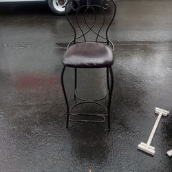 2 Matching Bar Stools