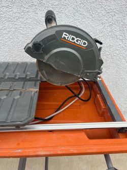 Ridgid Wet Tile Saw with Stand