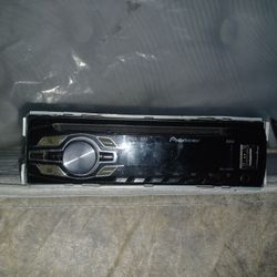 PioneerDEH 2400UB