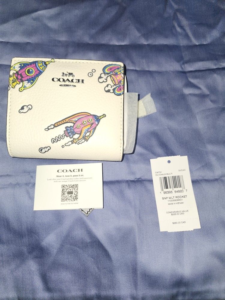 COACH Wallet With Side Coin Pocket