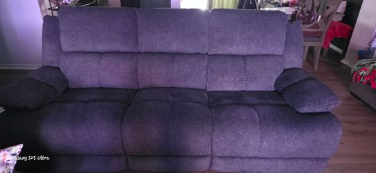 Reclining sofas
