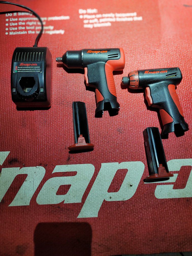 Snap-on  7.2v  Cordless Drill and 3/8" Drive Impact with battery/charger