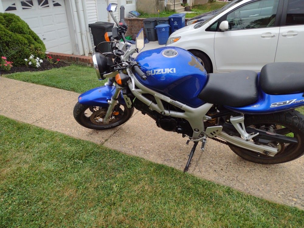 Suzuki SV650