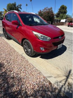 2014 Hyundai Tucson clean title
