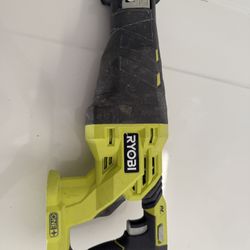 Ryobi Saw P516 With Battery And Charger 