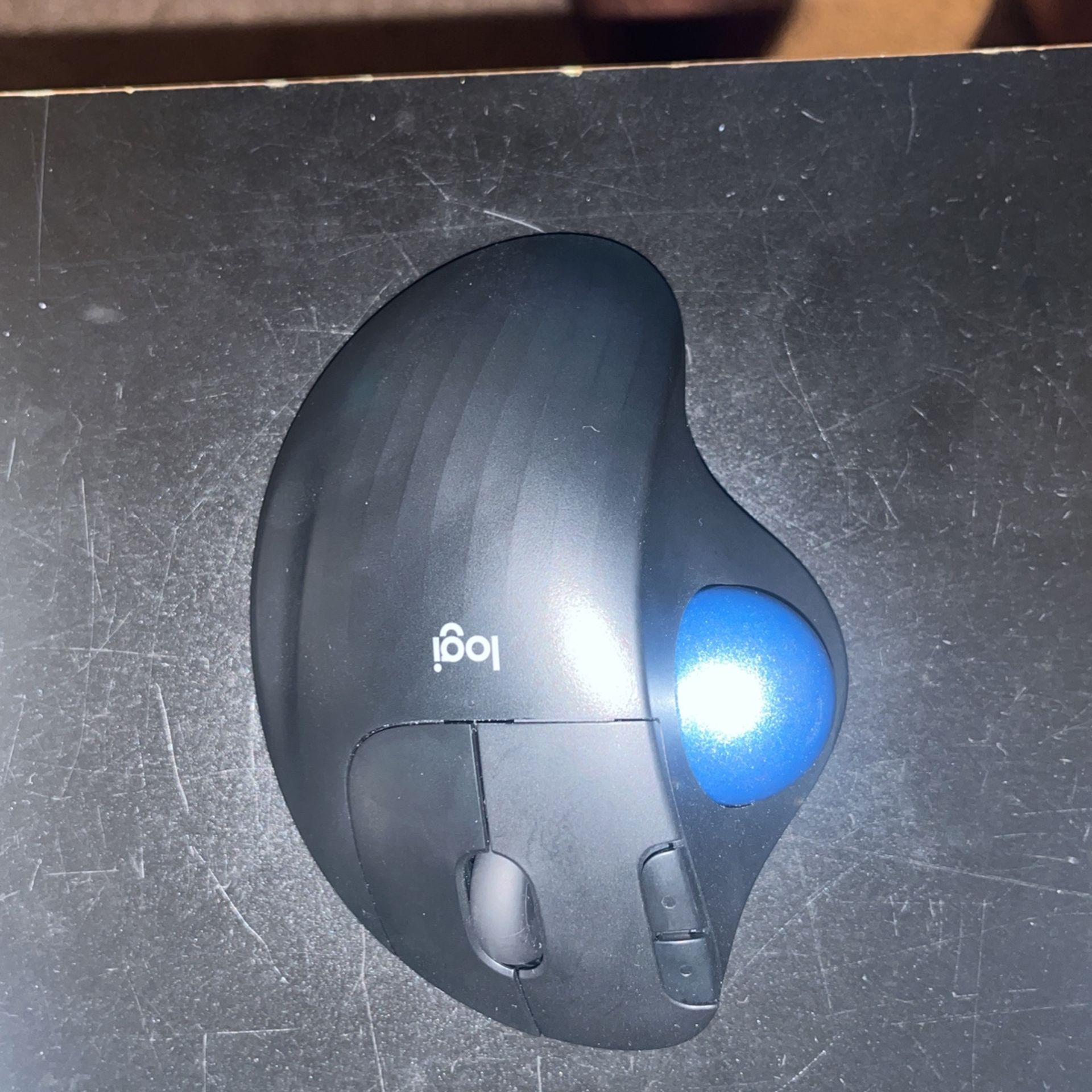Logitech M575 Wireless Trackball Mouse