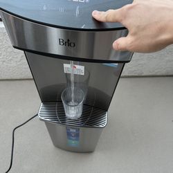 Brio 740 Bottom Load Water Dispenser – Like New