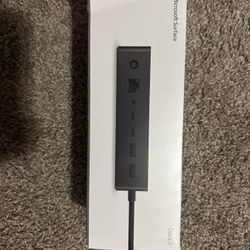Microsoft Surface Dock2