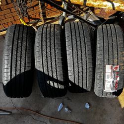 Set Of 4 Wheels  225/60R17