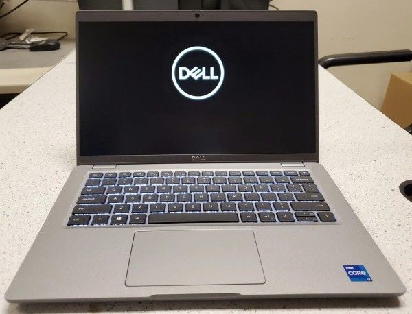 Dell I5 5540/ 476 GB Windows 11pro/touch Screen