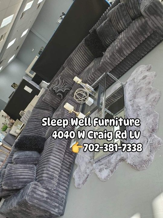 🙋‍♀️ Sectional Sofa 👉Furniture Queen Bedrooms, Dining Table Sets Avail 