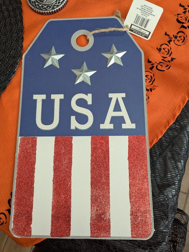 USA Sign
