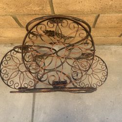 3 Tiered Metal Plant Stand, Ideal for Displaying Flower Pots Indoors And Outdoors - Wrought Iron Corner Organizer for Multiple Plants