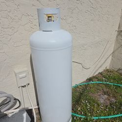 100 Lb Propane Tank