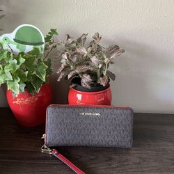 Michael Kors L Wallet 