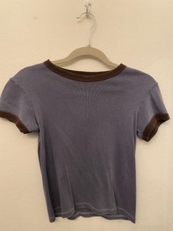 Brandy Melville short sleeve top