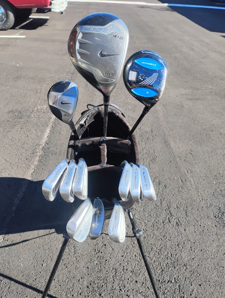 Golf Clubs! Men's Complete Set! Nike & Cobra!