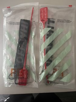 Off-White Keychain + Tags (NEVER OPENED)