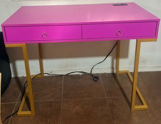 Magenta computer desk