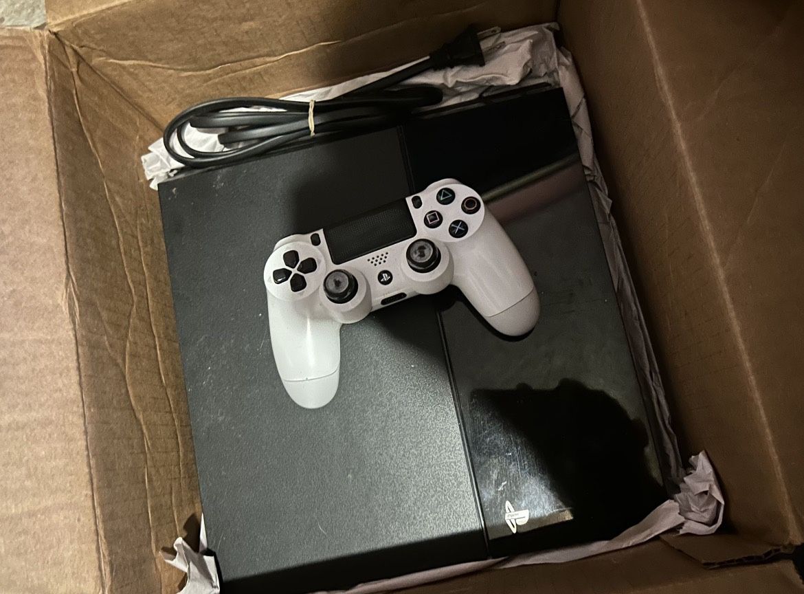PS4 And Controller
