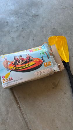 Intext Boat