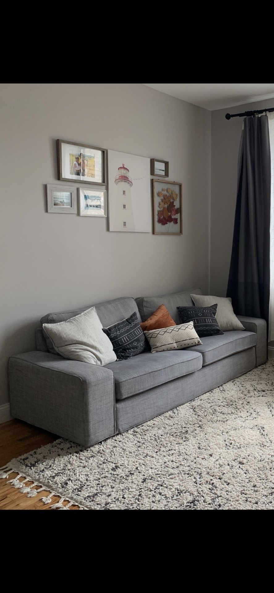 Blue/gray Couch