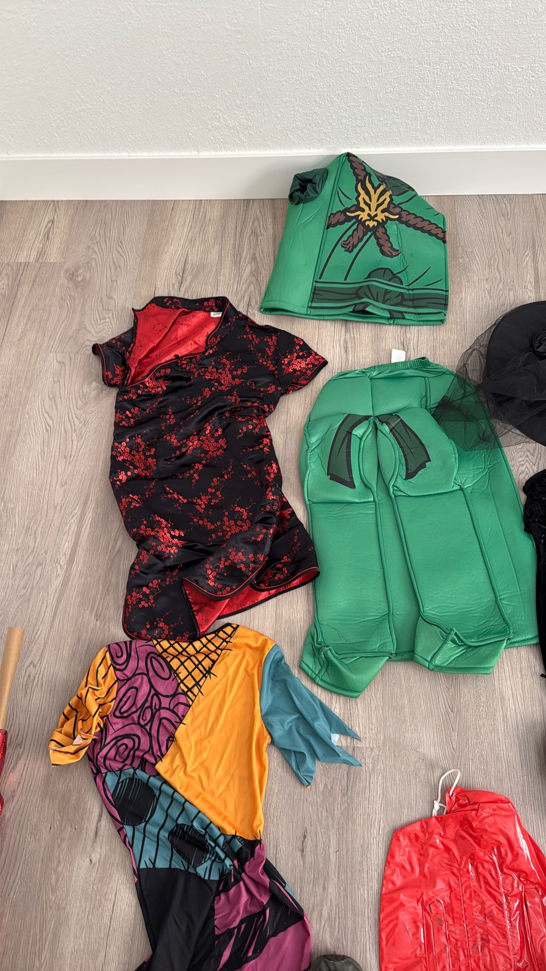 Costumes