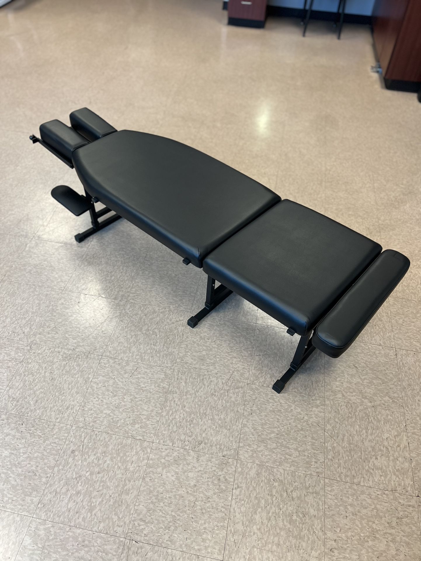 New (open box) Professional Portable Chiropractic/Massage Table