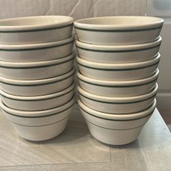 Buffalo China Small Bowls 12 of them.  4” Wide  2 1/4 High – Vintage Restaurant Ware