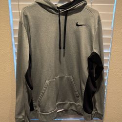 Nike Pull Over