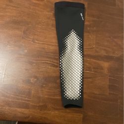 Nike Arm Sleeve