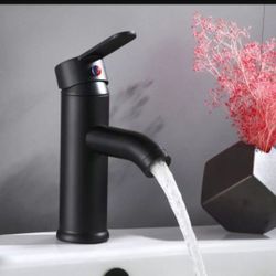 BATHROOM FAUCET