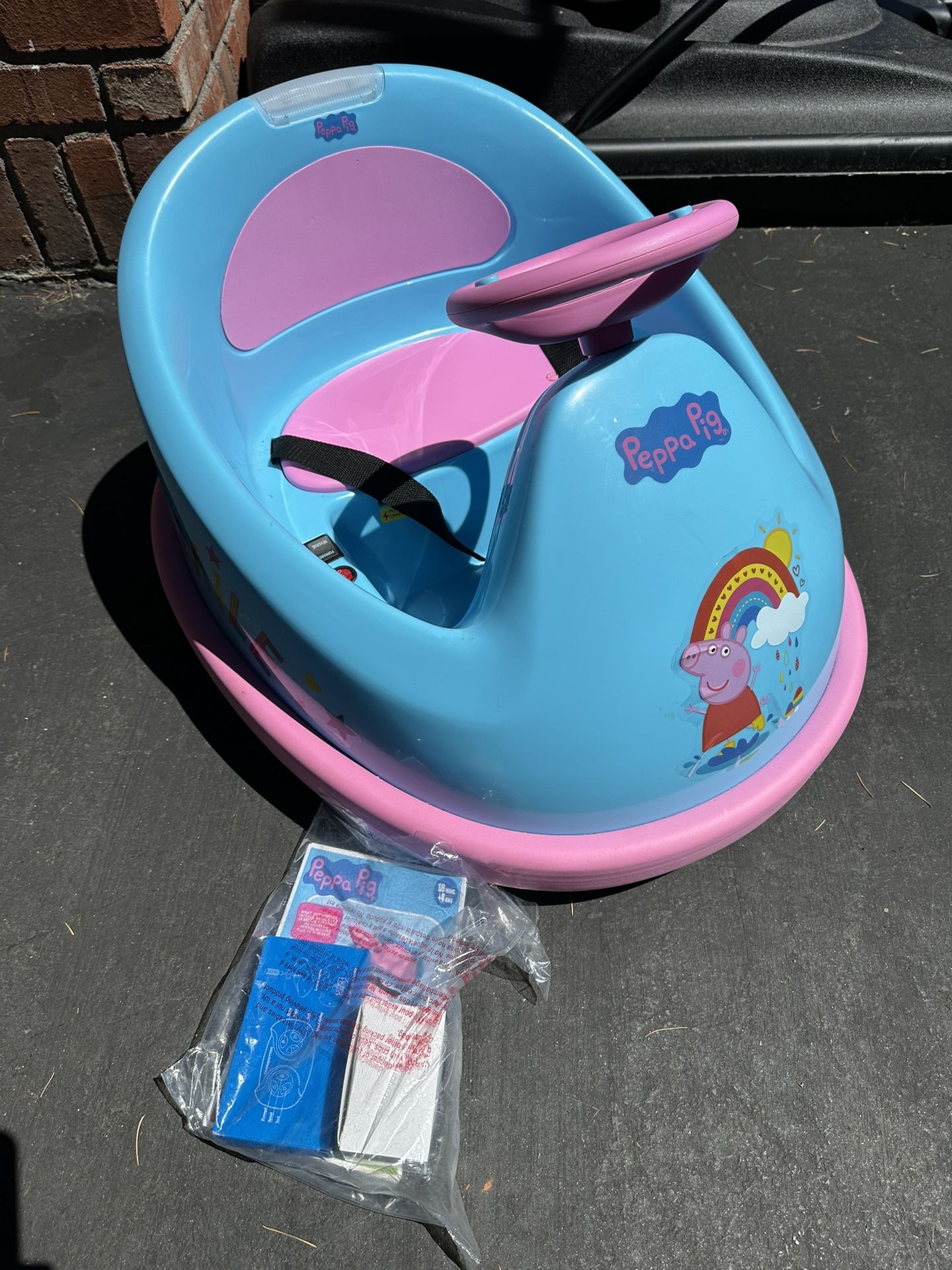 Peppa Pig Bumper Ride On Car