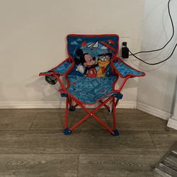 mickey mouse toddle chair
