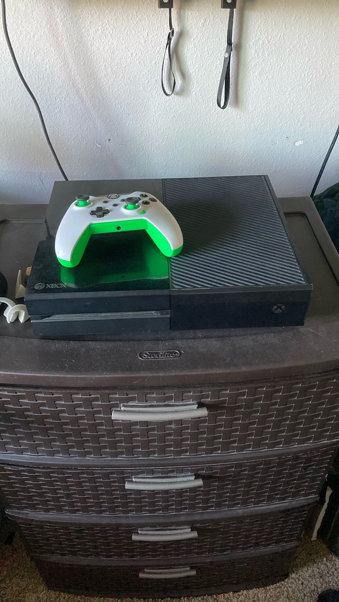 Xbox One and Controller