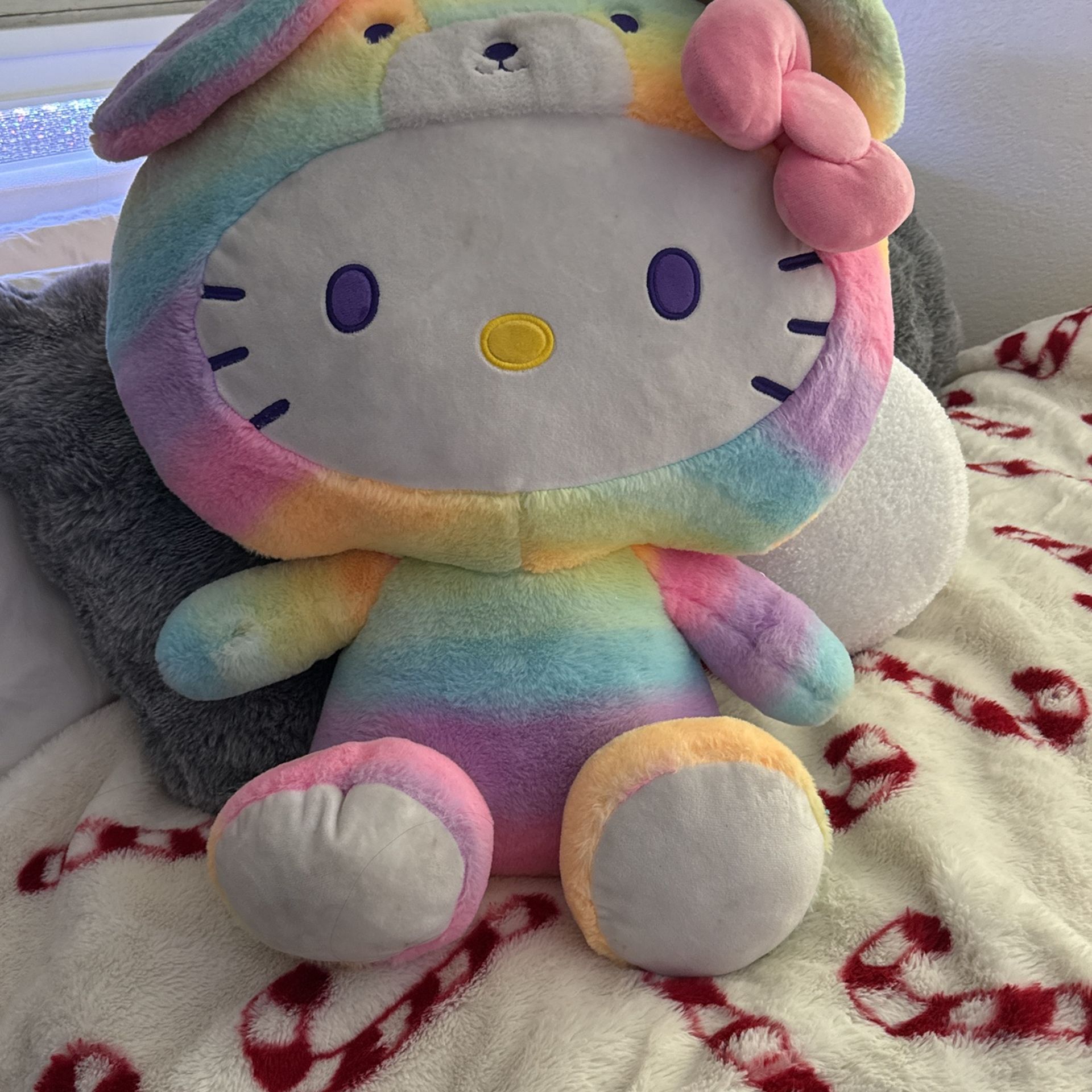 Big hello kitty teddy bear
