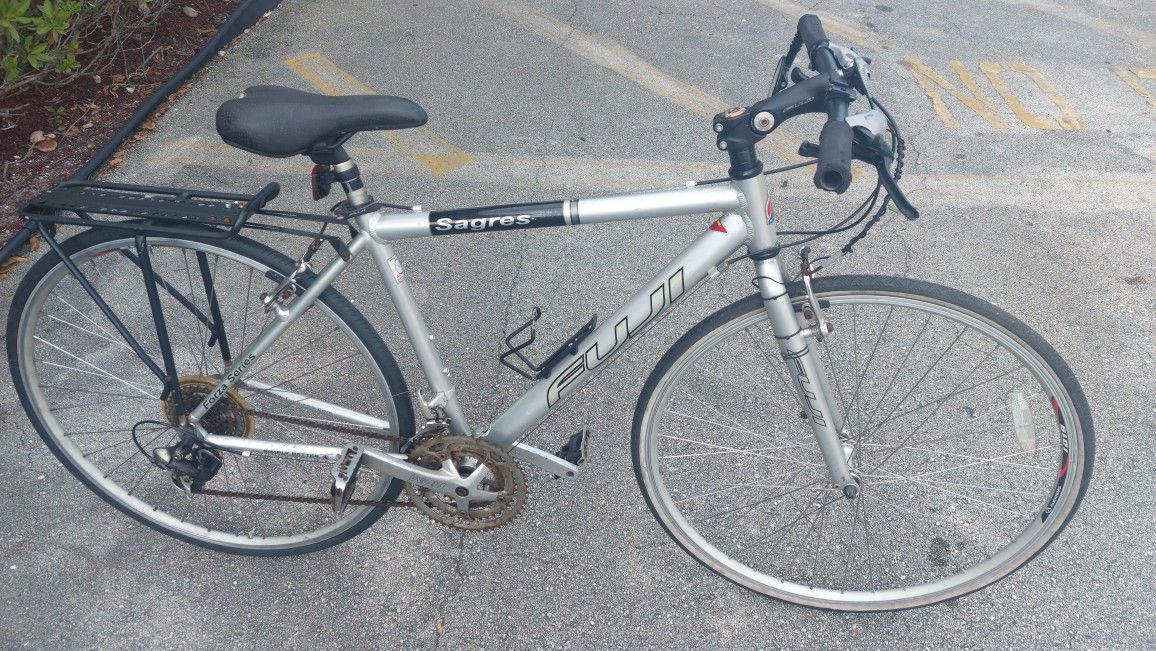 700 X 35c (28 Inches) Fuji Sagres Bicycle, I Don't Share My Phone Number.