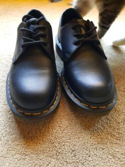Womens Doc Martins 8.5