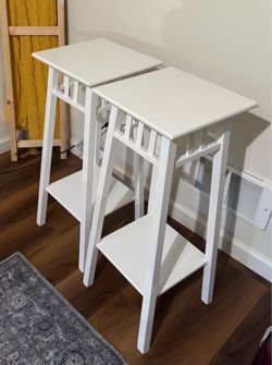 2 Bed side tables / Plant stands $30