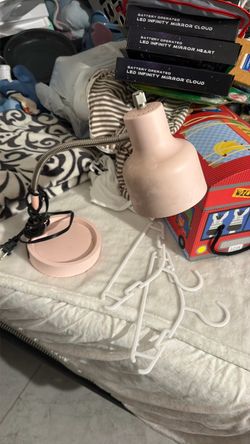 Pink Gooseneck Desk Lamp
