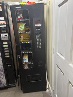 Snack Vending Machine 