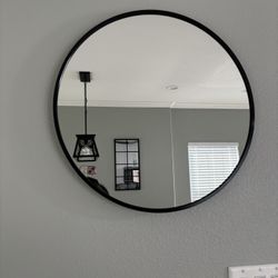 2 Mirrors