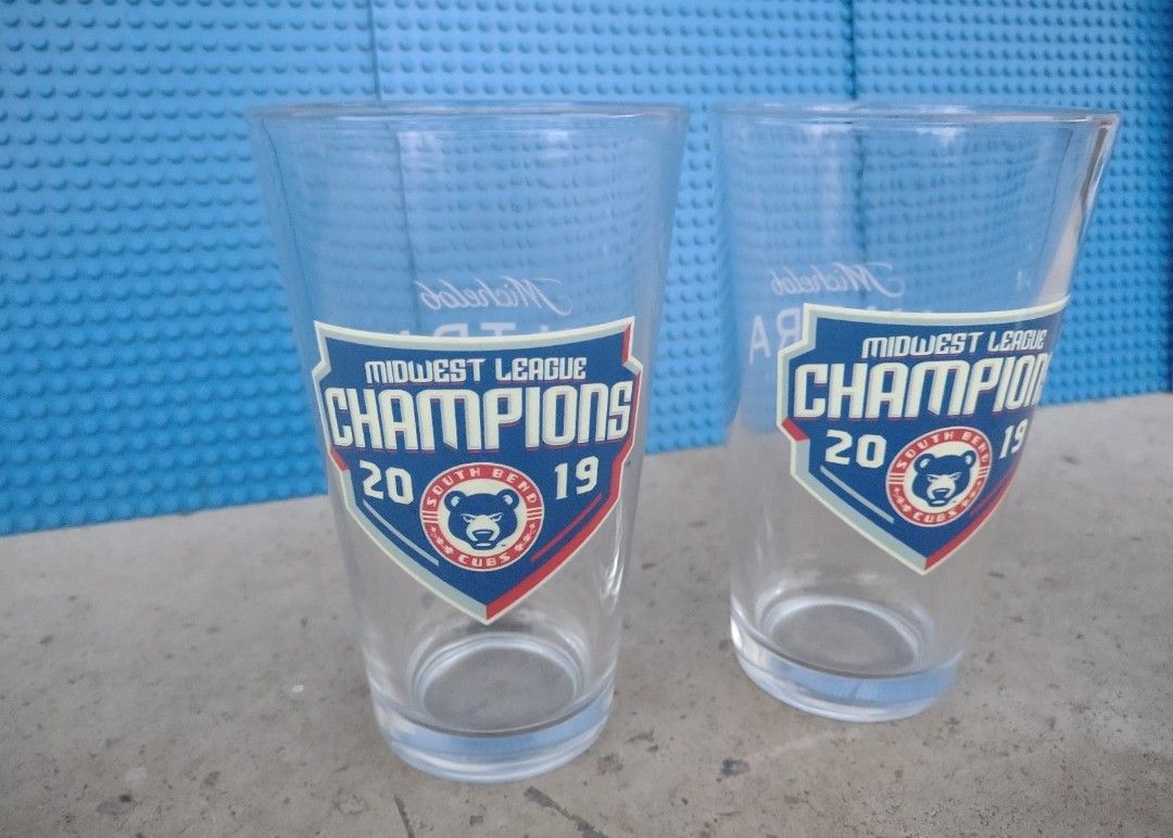 South Bend Cubs Midwest Champions Michelob Ultra Drink Glass Wear Set