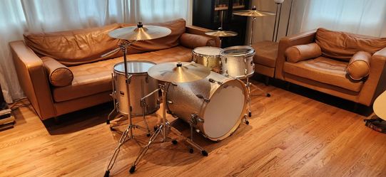 Gretsch Renown Silver Sparkle 12x8 16x16 18x22