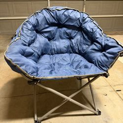 2 Padded Club Chairs 